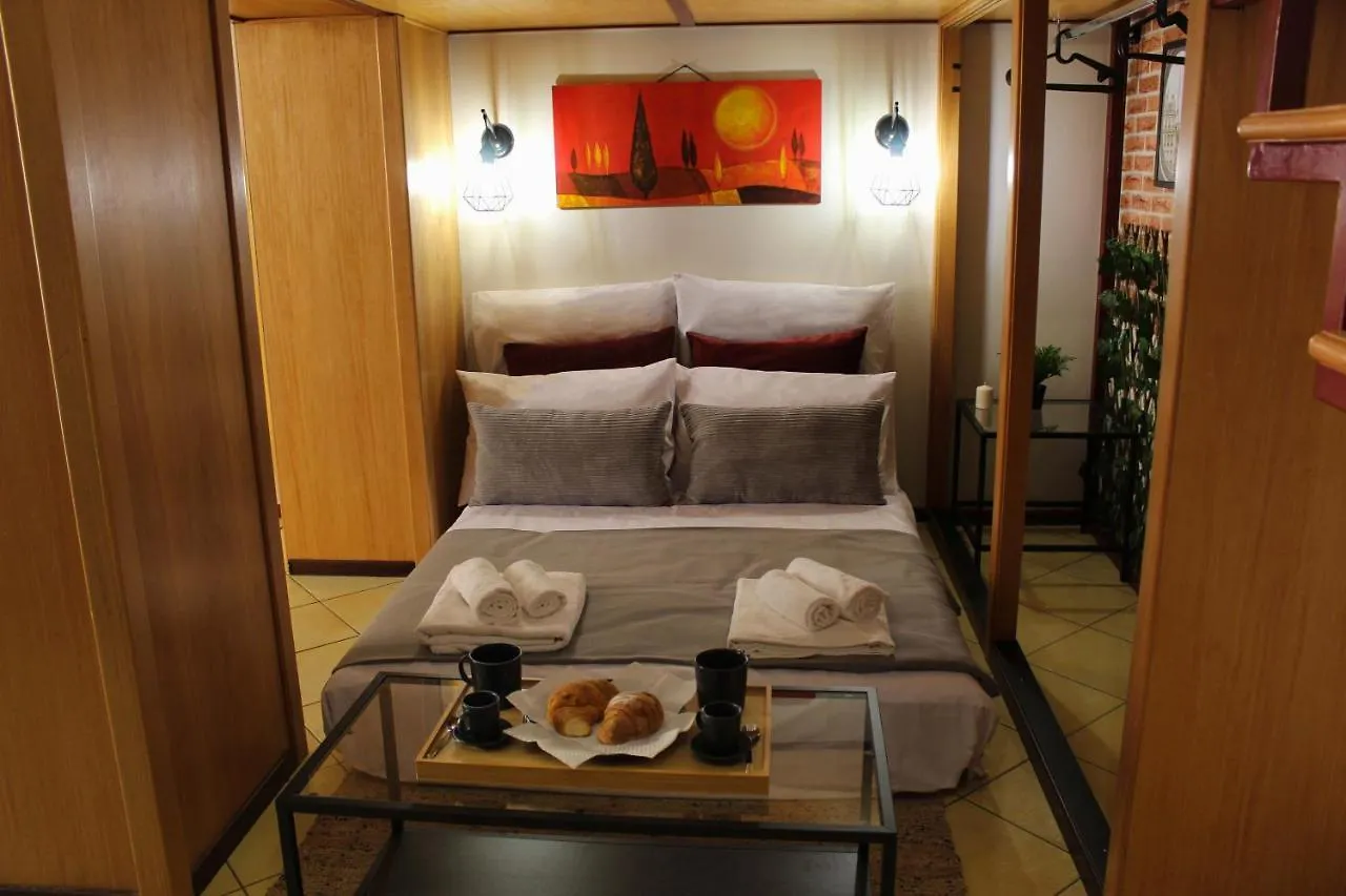 Appartamento Pedamentina Pulcinella Loft Napoli Italia